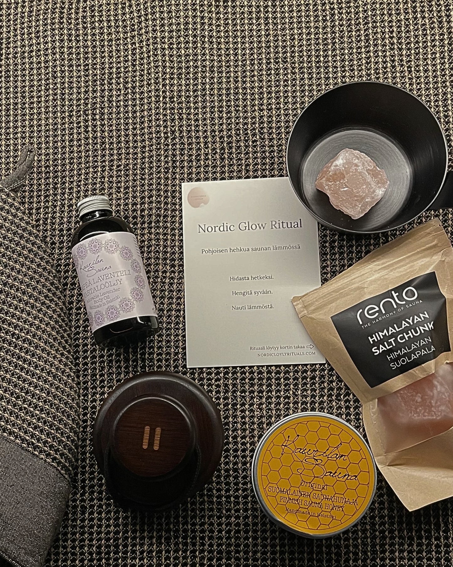 TO THE SAUNA – Nordic Glow Ritual - Northern glow in the warmth of the sauna